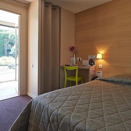 Cit'Hotel Les Alizes Limoges Buitenkant foto
