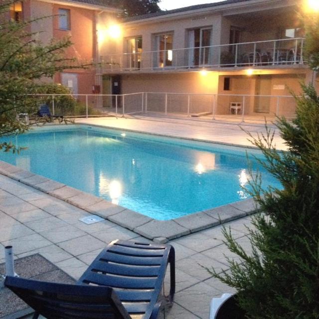 Cit'Hotel Les Alizes Limoges Buitenkant foto